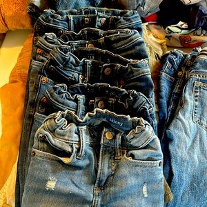 5 pair of gap distressed jeans bundle great condition!